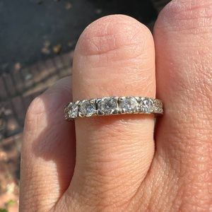 Vintage 5 diamond ring